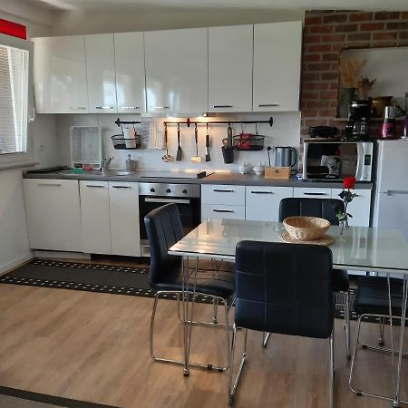 Apartments Isabella Птуй Екстериор снимка