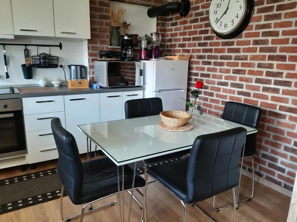 Apartments Isabella Птуй Екстериор снимка