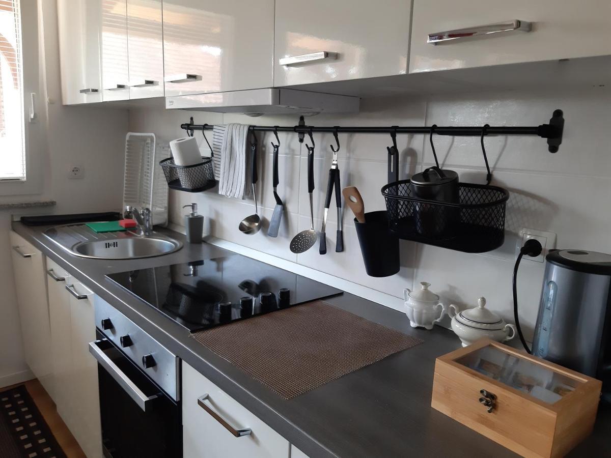 Apartments Isabella Птуй Екстериор снимка